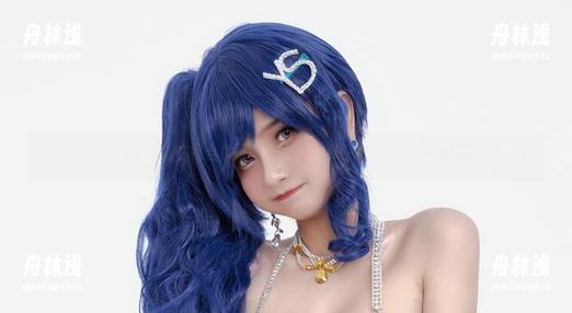 Azami礼服在线合集——我的设计灵感来自奶奶的花布店！