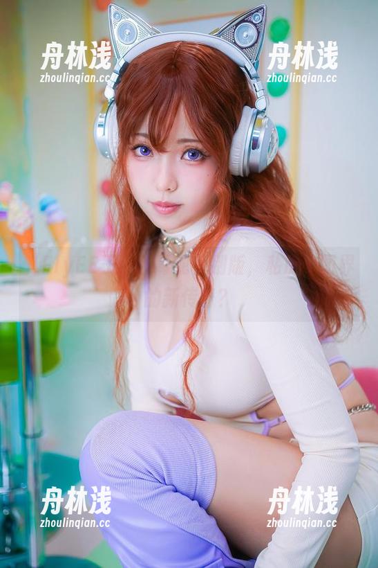 “ElyEE子”的毒蛇特别版，私房美图界的新传奇？