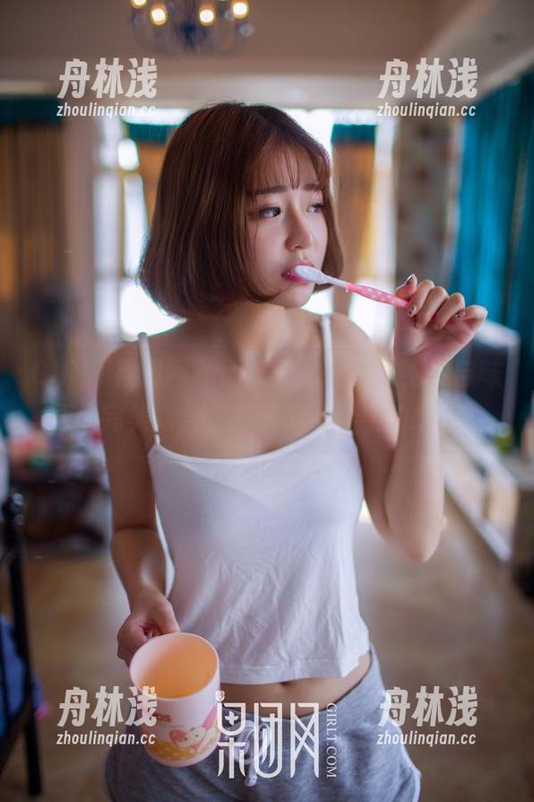 GIRLT果团网 - 酸酱兔的私拍，婚纱与味蕾的完美结合，想吃又不敢碰的组合。