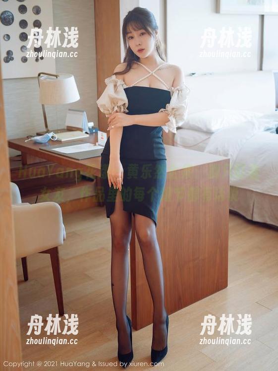 HuaYang花漾-黄乐然 HuaYang花漾 - 黄乐然全集:别只盯着女友,作品里的每个细节都有话说