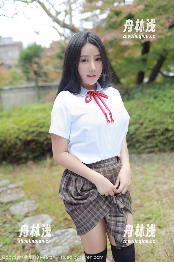 MFStar模范学院 - 玉兔miki的校服全套图包：你以为这是学校的回忆？其实我只是想穿得可爱！
