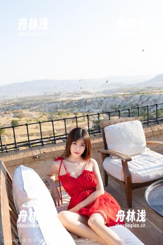 MiStar魅妍社-赵欢颜Jessica MiStar魅妍社 - 赵欢颜Jessica的校园,让原图与图包都来一场“umbrella”相遇