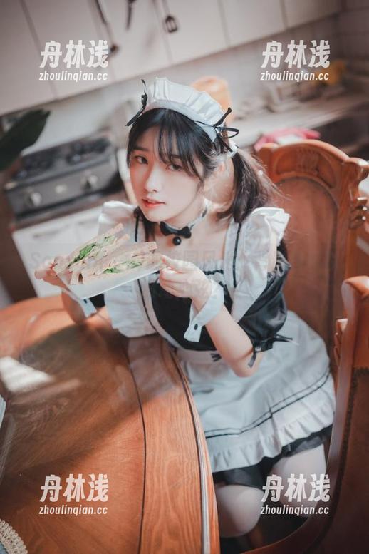 Sonson(손손)的校园风光：背影也可以撩动心弦？