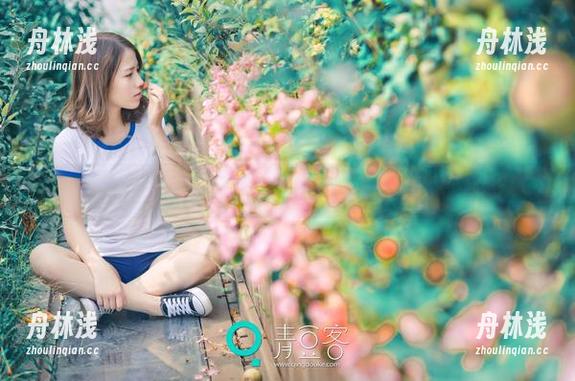 TGOD推女神-黄梦羡 TGOD推女神 - 不止白色,黄梦羡的套图分享暗藏小心思?