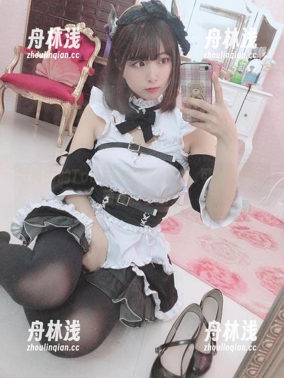 写真中的Tomiko(とみこ)：可爱得像个顽皮的小孩子