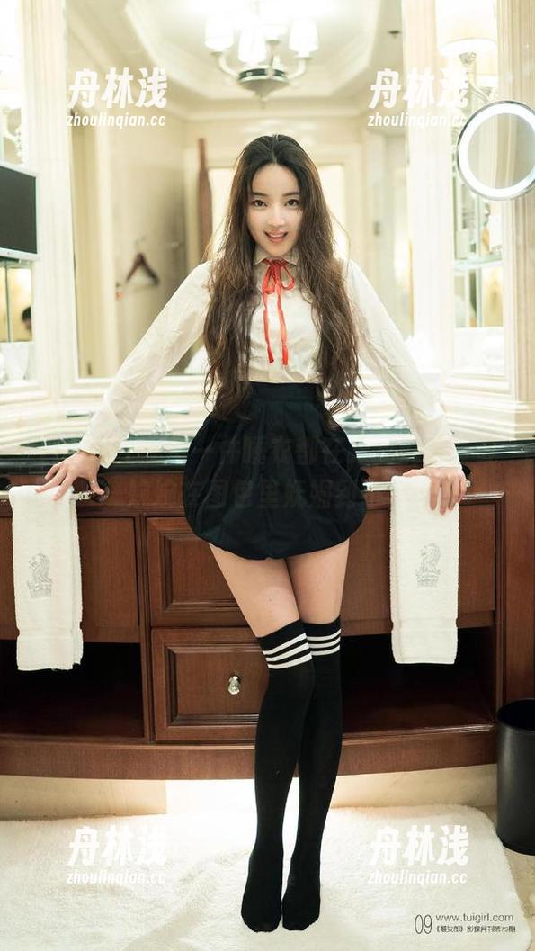 TuiGirl-夏婉婉 TuiGirl - 每一件睡衣都在跟我说话,夏婉婉在图包里妩媚到不行
