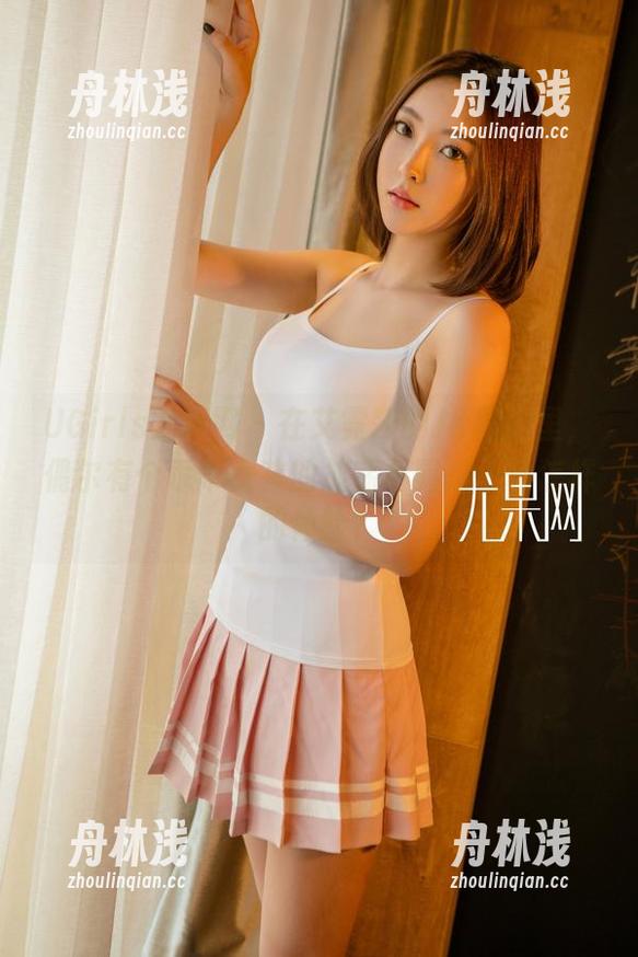 UGirls尤果网 - 在艾霓莎的JK图库里，偶尔有个乖乖女孩的放荡不羁是一种怎样的体验？