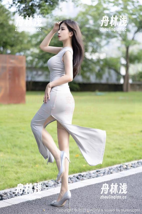 XIAOYU语画界-安琪Yee XIAOYU语画界 - 安琪Yee的短裤到底有多吸睛,壁纸小问号?