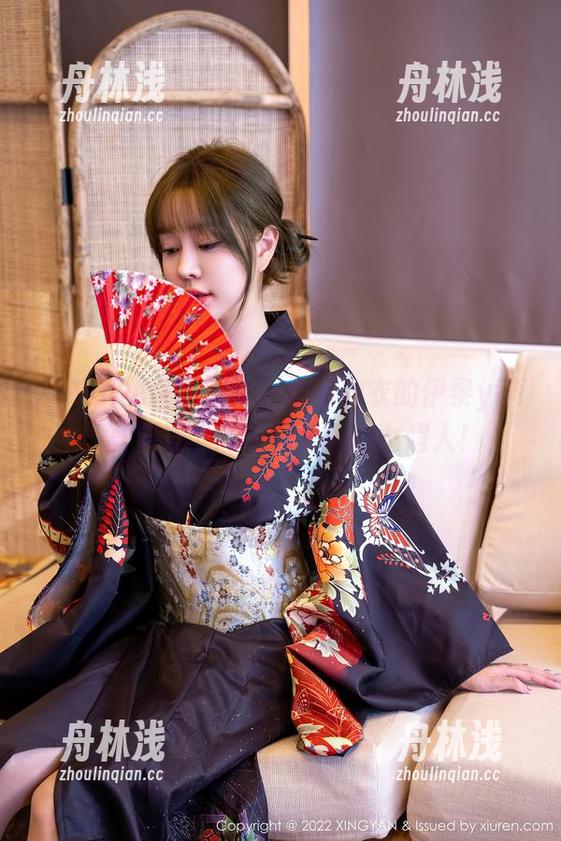 XINGYAN星颜社 - 没有内衣的伊黎yili，其实是个高清图集中的女超人！