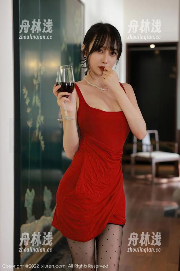 Xiuren秀人网-你的兔妹妹 Xiuren秀人网 - 你的兔妹妹撒娇调味,高清图库里的厨娘日常是这样的!
