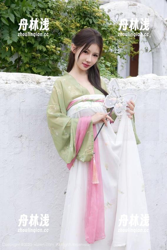 Xiuren秀人网-唐安琪 Xiuren秀人网 - 看!唐安琪新图包更新,那个女王姿态真让人想跪下!