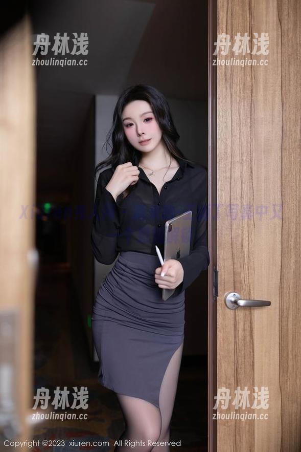 Xiuren秀人网-王俪丁 Xiuren秀人网 - 新来的-王俪丁写真中又一个姐姐解锁