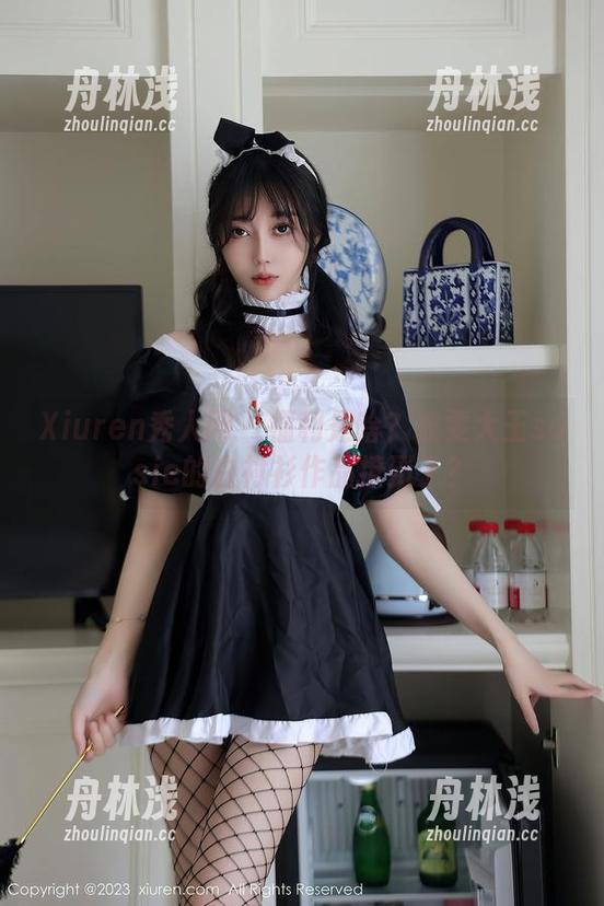 Xiuren秀人网-雯大王susie Xiuren秀人网 - 福利是啥?被雯大王susie的白衬衫作品撩到了?