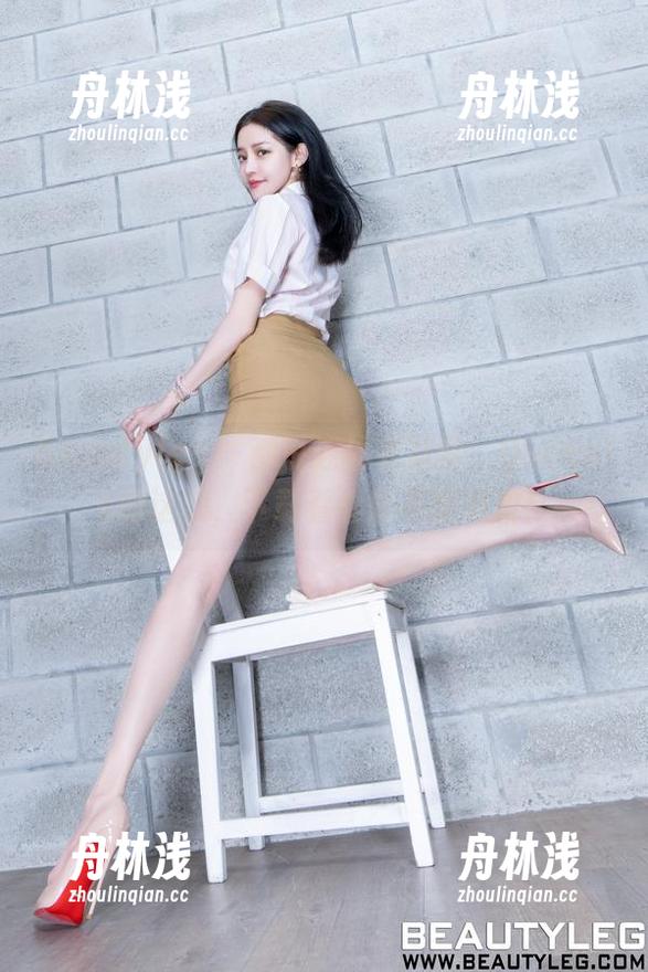 beautyleg-Queenie beautyleg - 都说连体衣减龄,Queenie的这款,下载看看能不能减排!