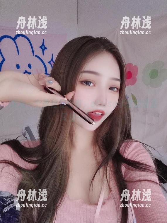 作为一个黑丝爱好者，eloise软软的资源又是一剂猛药