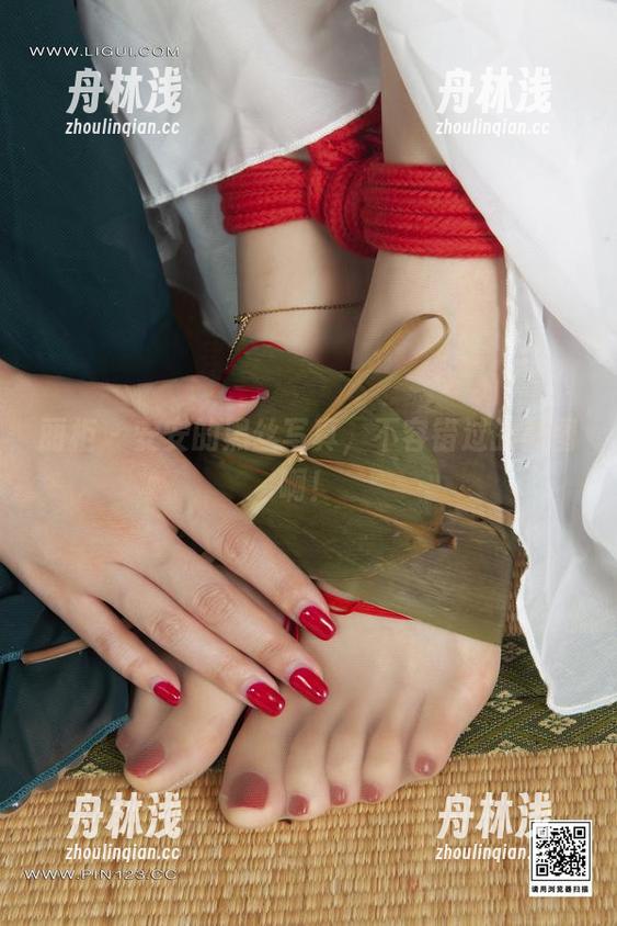 丽柜 - 安安的黑丝写真，不容错过的美图啊！