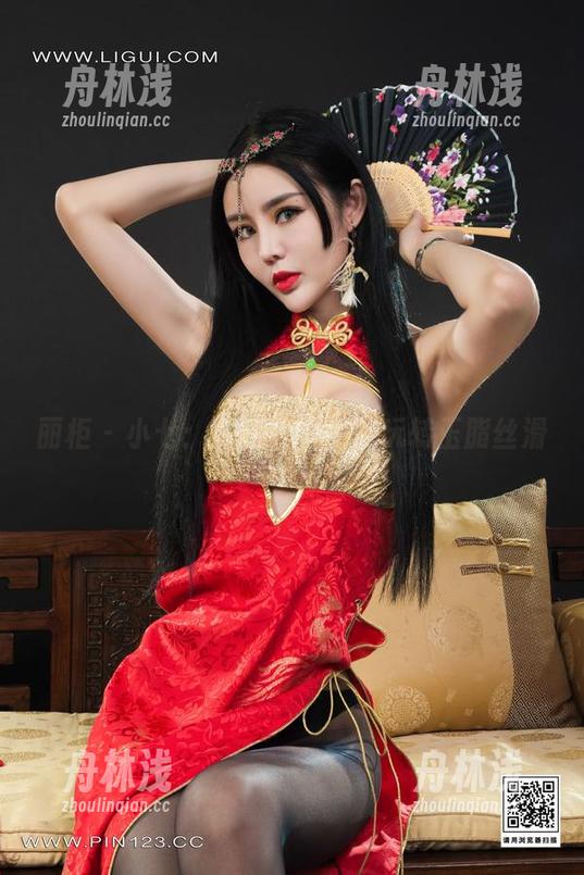 丽柜-小七 丽柜 - 小七:在高清里悄悄玩转玉脂丝滑