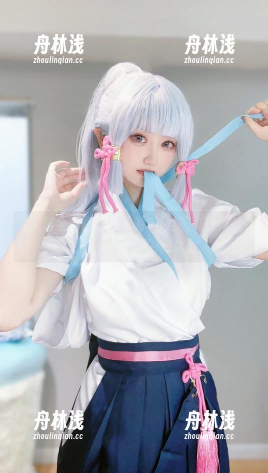 千阳快起床 欸,这全套体操服下的千阳快起床,居然有那么点迷人的神秘感。
