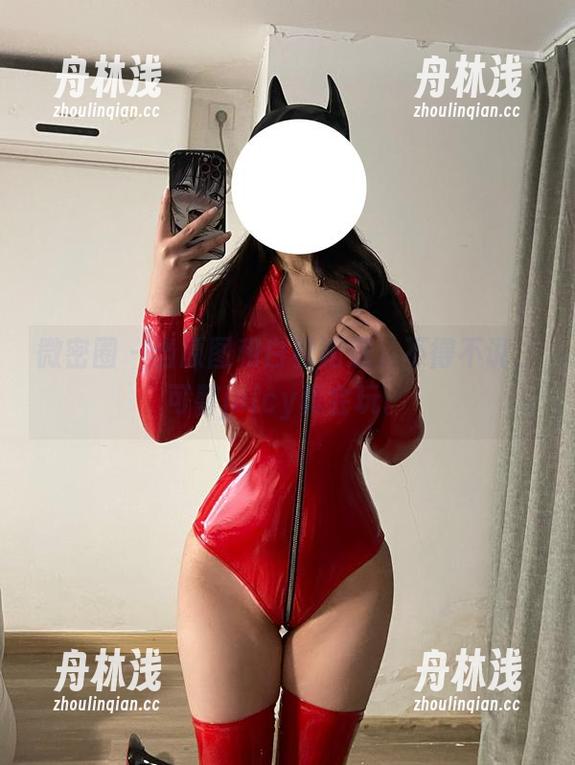 可馨juicy 微密圈 - 当原图和白裙相遇,不得不说,可馨juicy真会玩。