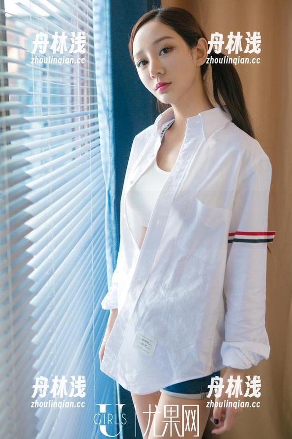 尤果网-小琪 尤果网 - 小琪和她的体操服,图库中的这一组少得可怜,却让你目不转睛。
