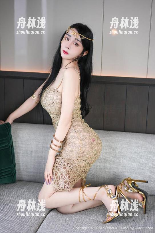 尤蜜荟 - 尤妮丝Egg带来的万圣节合集，照片里充满了思绪和色彩