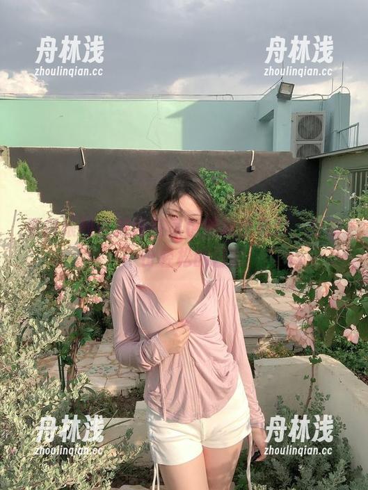 抖娘利世 看抖娘利世如何在家也能玩出花样,分享一份轻松的日常