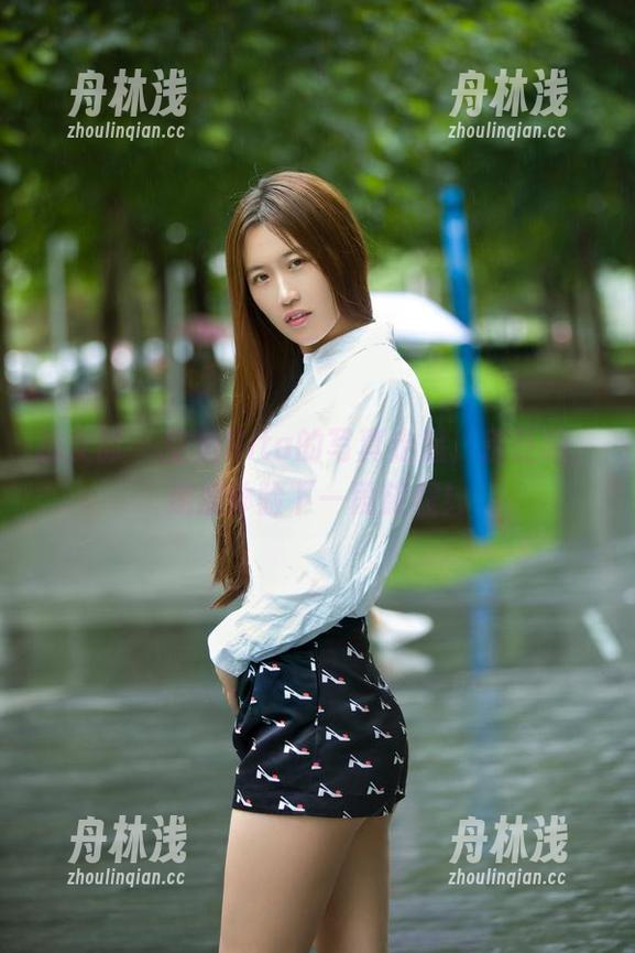 推女郎 - 空姐Rita的写真走起，别眨眼，速度体验下一段旅程！