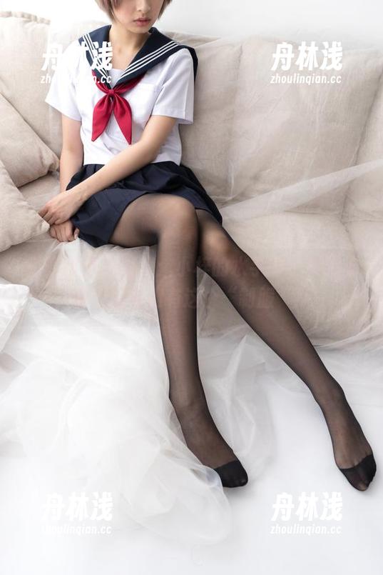 森萝财团-小梓 森萝财团 - 图集:小梓的水手服,大海无情,但我们有这个“制服”!