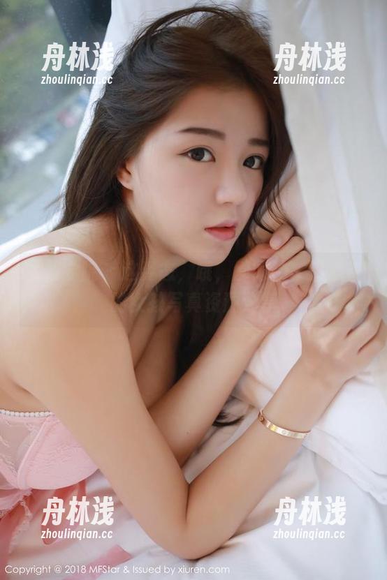 模范学院 - 这姿态，哦，那眼神，温心怡的女孩写真资源分享