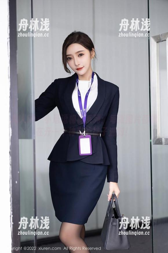 秀人网 - 小逗逗棉袜系列：每张图片都像在开一个神奇的袜子派对！