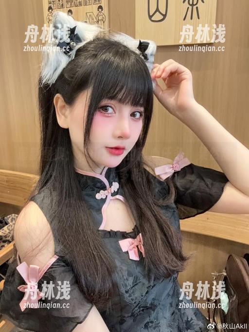 最新图集：秋山AkI的甜心任务，果然甜得让人多吃几口