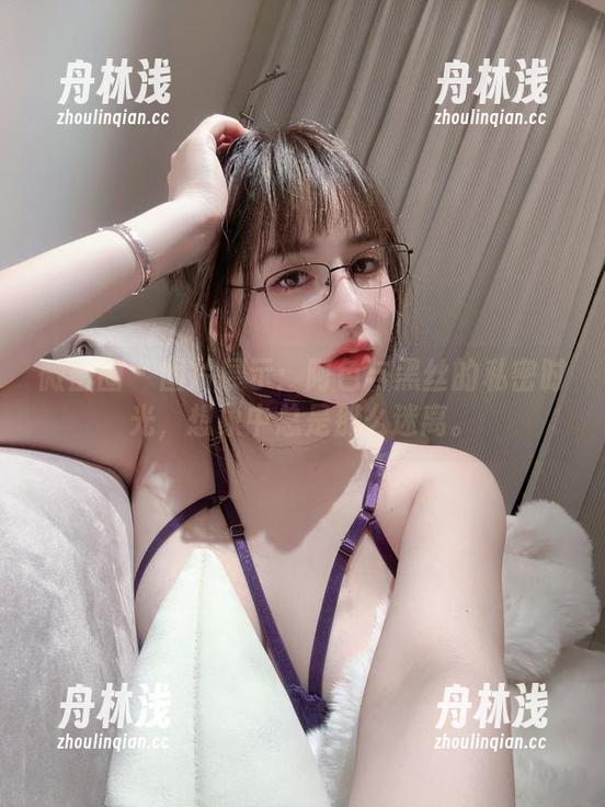 微密圈 - 图片展示：阿色与黑丝的私密时光，想象中总是那么迷离。