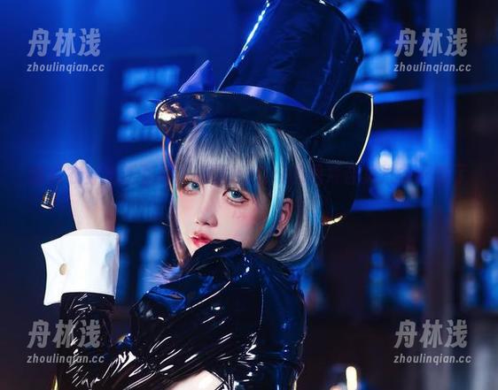 阿薰kaOri 连体衣穿出新花样,阿薰kaOri的照片合集准备好奇了没?