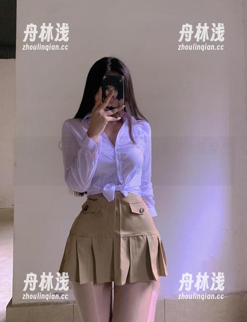 微密圈 - 这种高清写真，连衣裙也能穿出众生相，陈佩奇真有一手！
