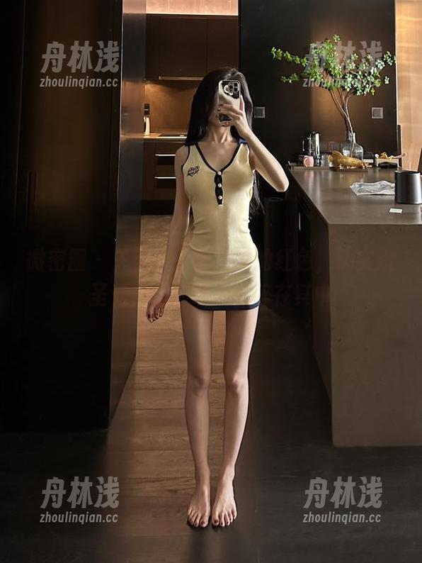 黎允熙 微密圈 - 关于黎允熙和她的红色,确实没圣光,但却让人沉醉在其中
